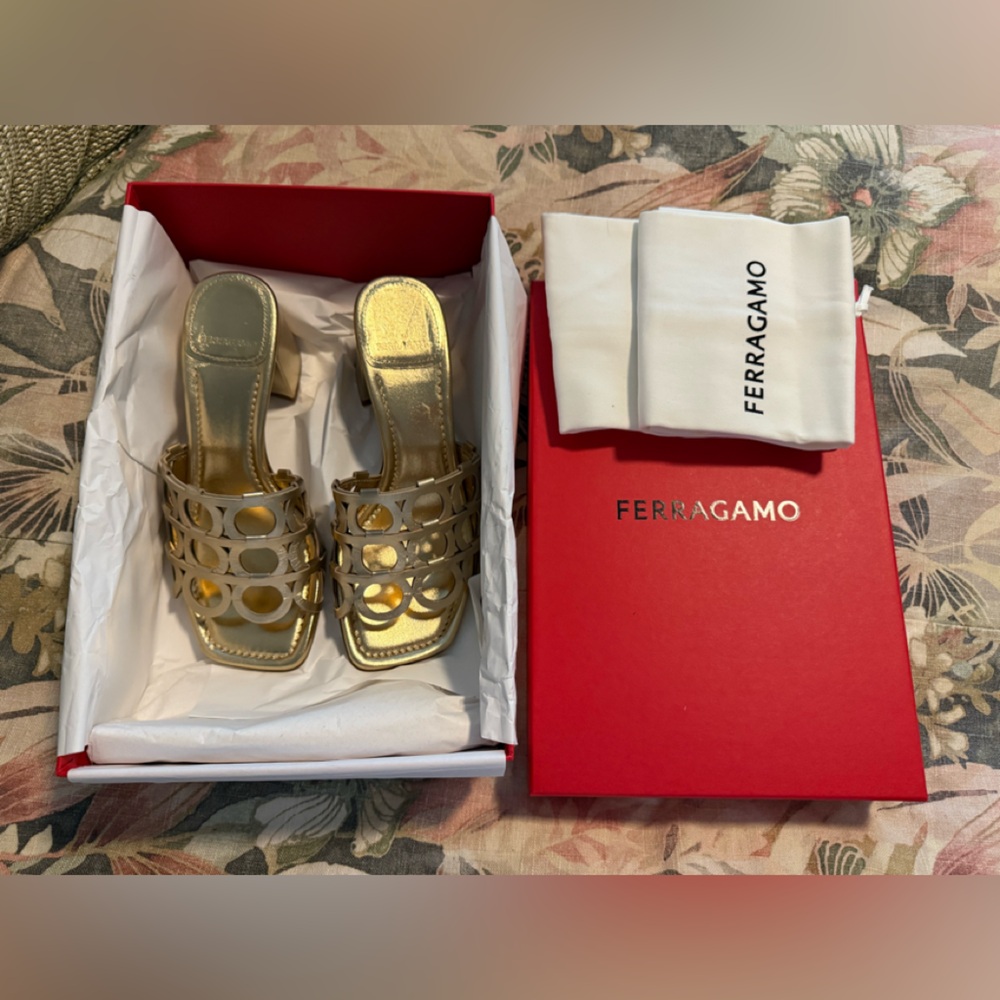 NWOTIB Salvatore Ferragamo Gancini Gold Cutout Mule Heeled Sandals